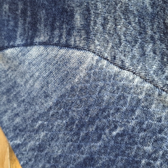 Raffi Garment Dye Crewneck Sweater Size XL In Blue 100% Extra Fine Merino Wool - Picture 7 of 11